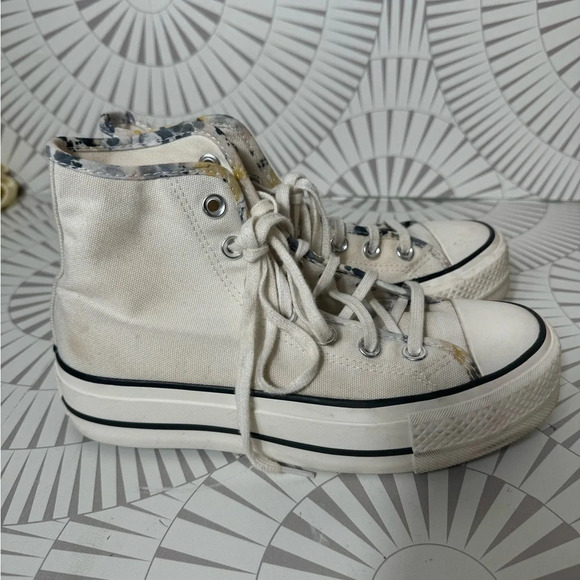 Chuck Taylor All‎ Star Summer Fest Platform Sneaker Cream With Tie Dye Size 5.5 - Picture 1 of 9